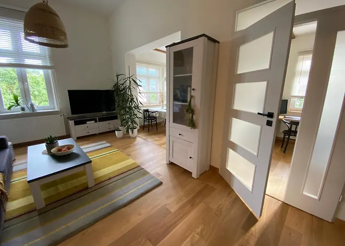 Widokowy Przy Stadionie 아파트 *